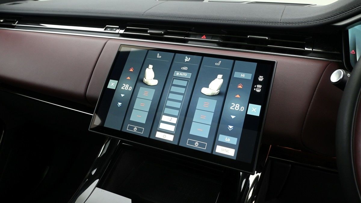Land Rover Range Rover Sport Image 12