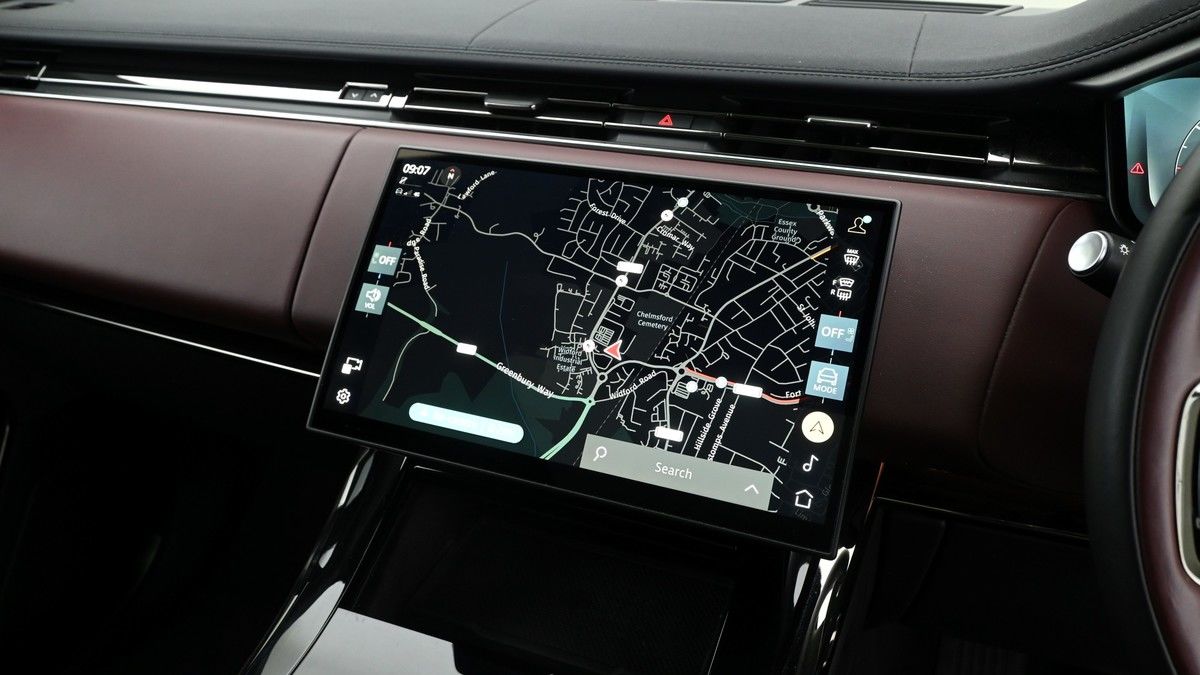 Land Rover Range Rover Sport Image 11