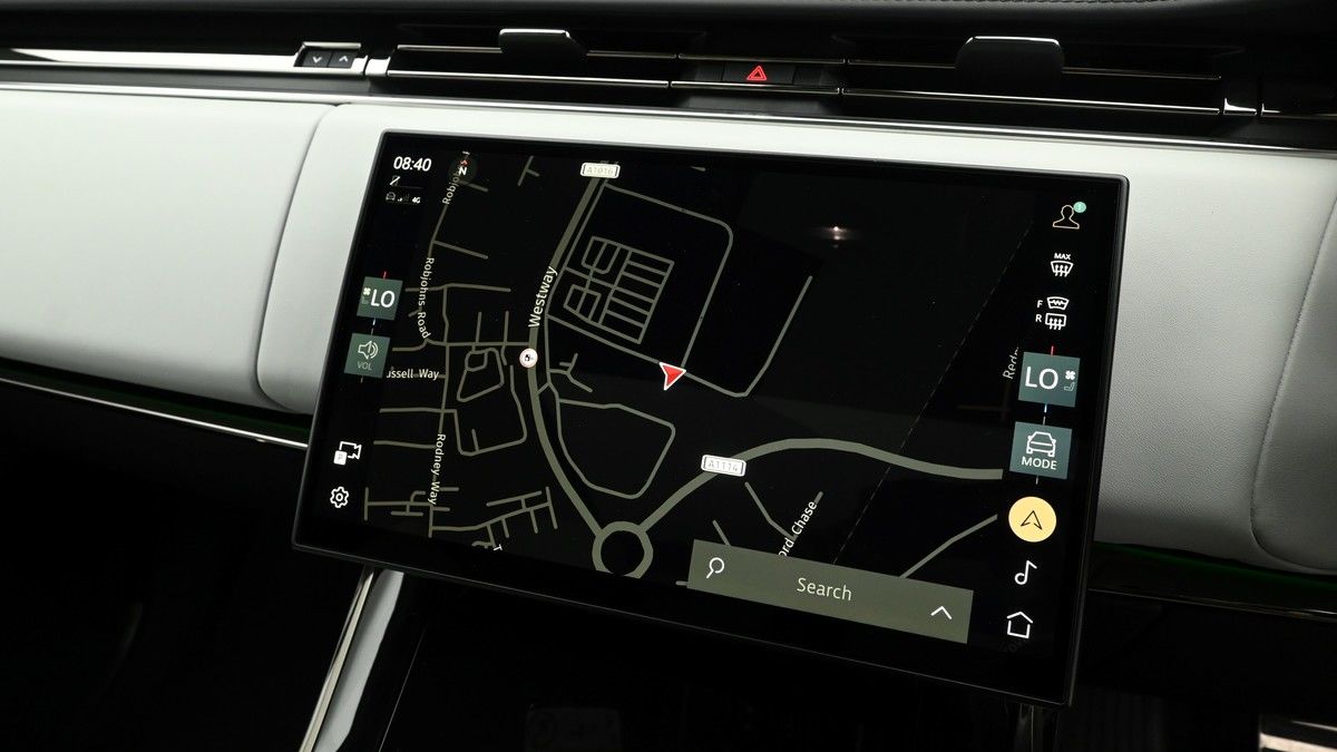 Land Rover Range Rover Sport Image 11