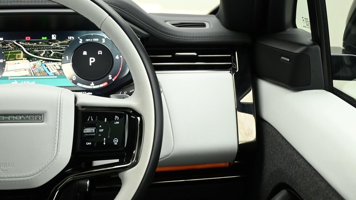 Land Rover Range Rover Sport Urban Image 16
