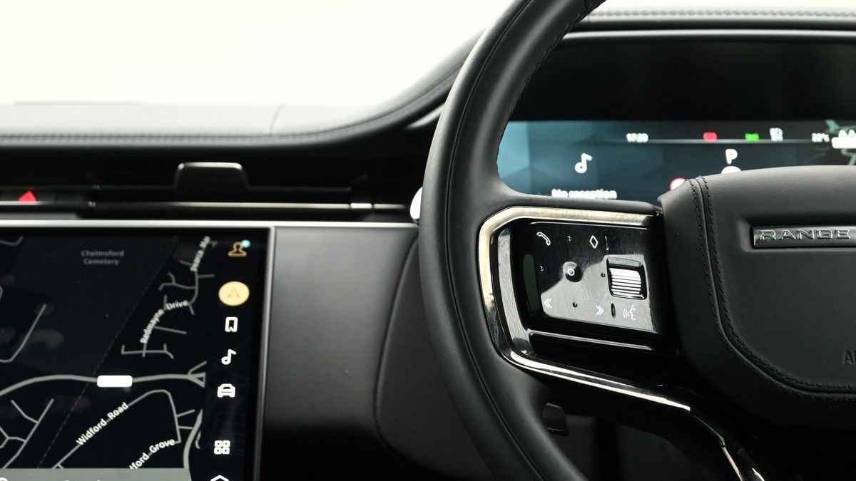 Land Rover Range Rover Sport Image 15