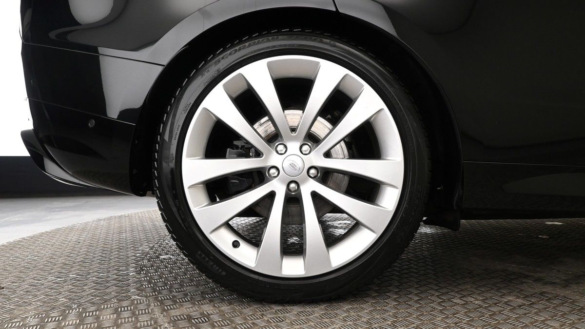 Land Rover Range Rover Sport Image 9
