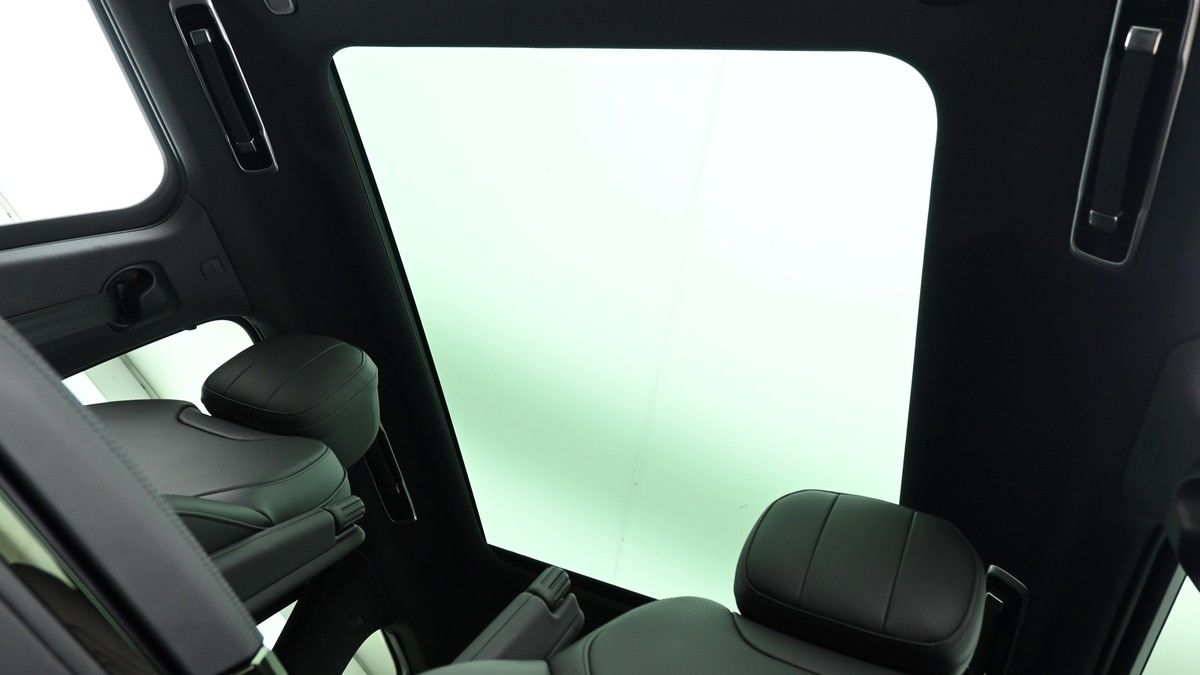Land Rover Range Rover Sport Image 3