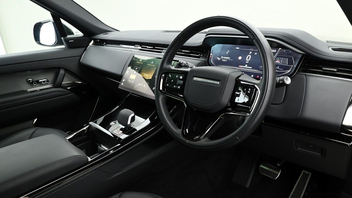 Land Rover Range Rover Sport Image 6