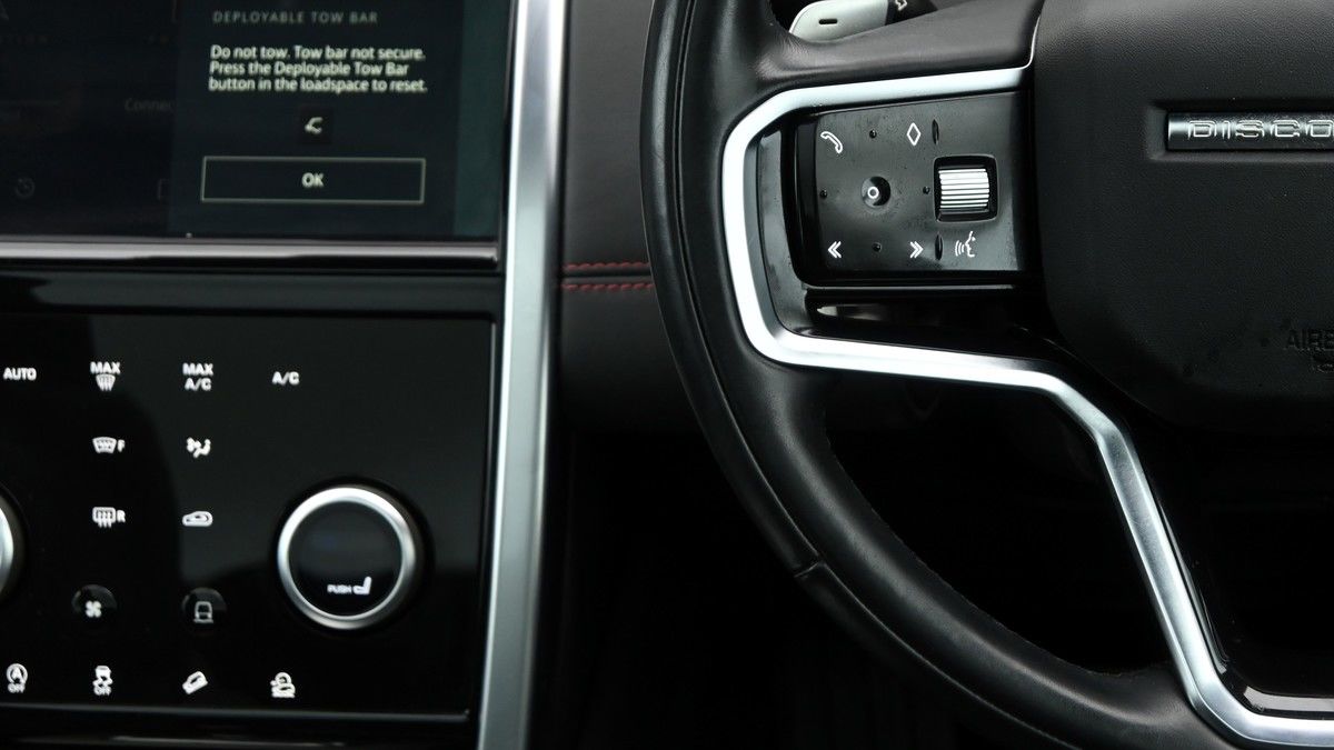 Land Rover Discovery Sport Image 15