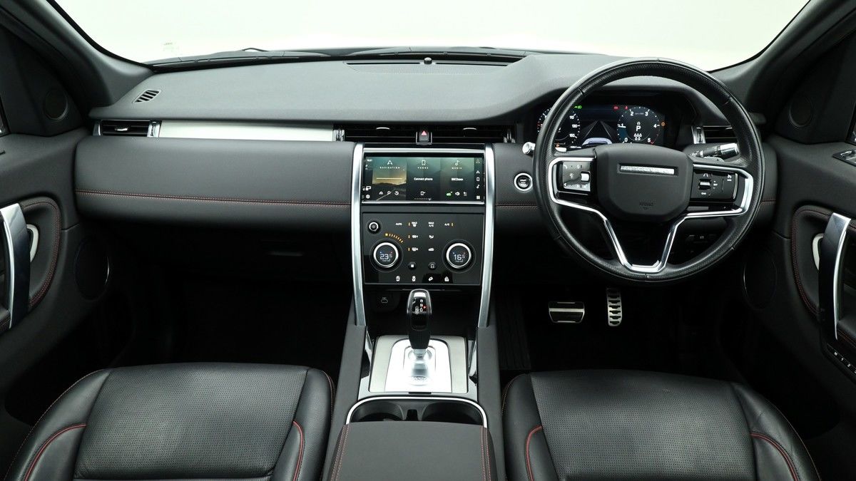 Land Rover Discovery Sport Image 14