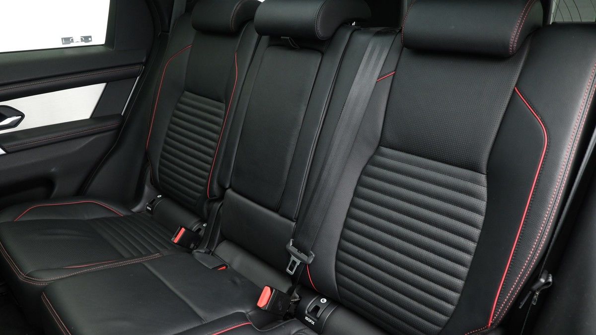 Land Rover Discovery Sport Image 5