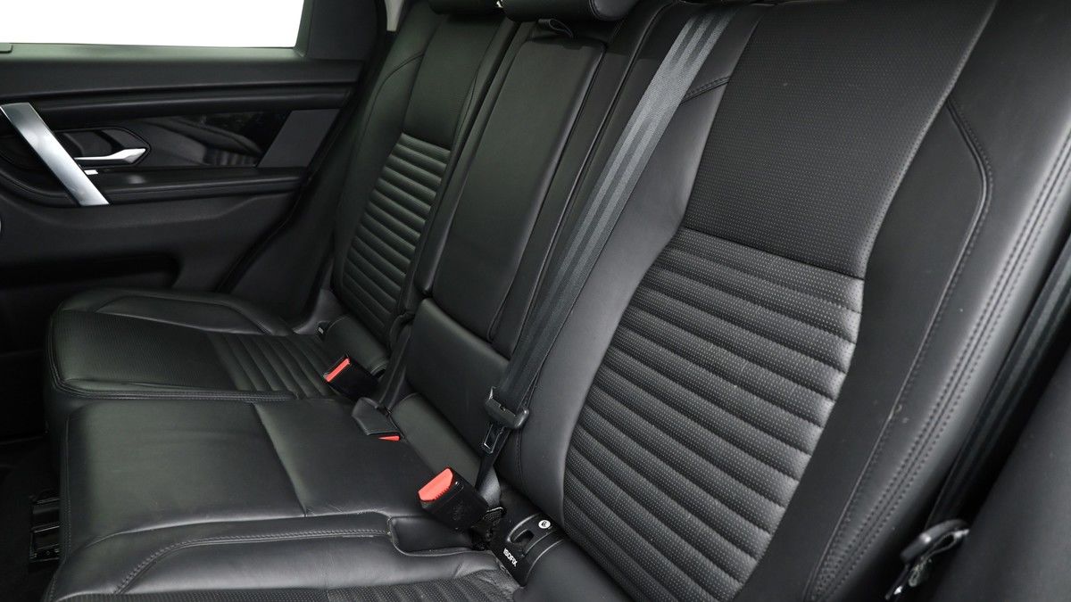 Land Rover Discovery Sport Image 10