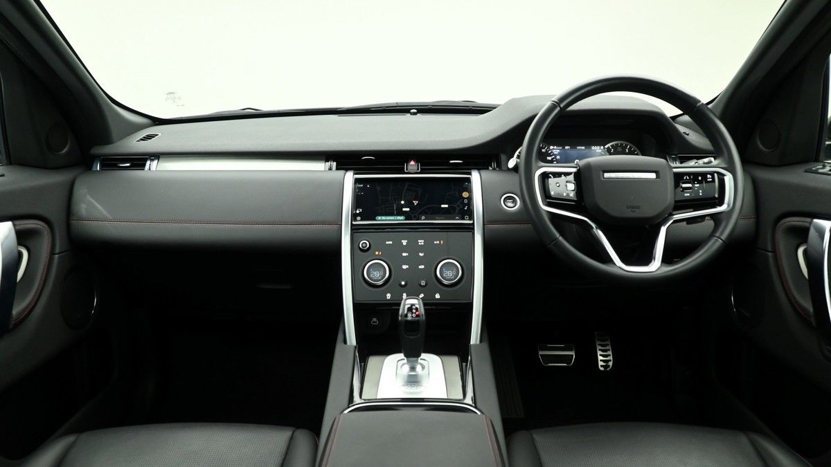 Land Rover Discovery Sport Image 14