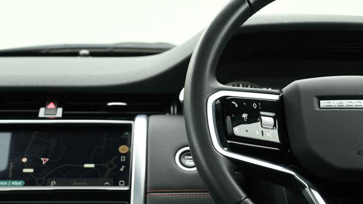 Land Rover Discovery Sport Image 15