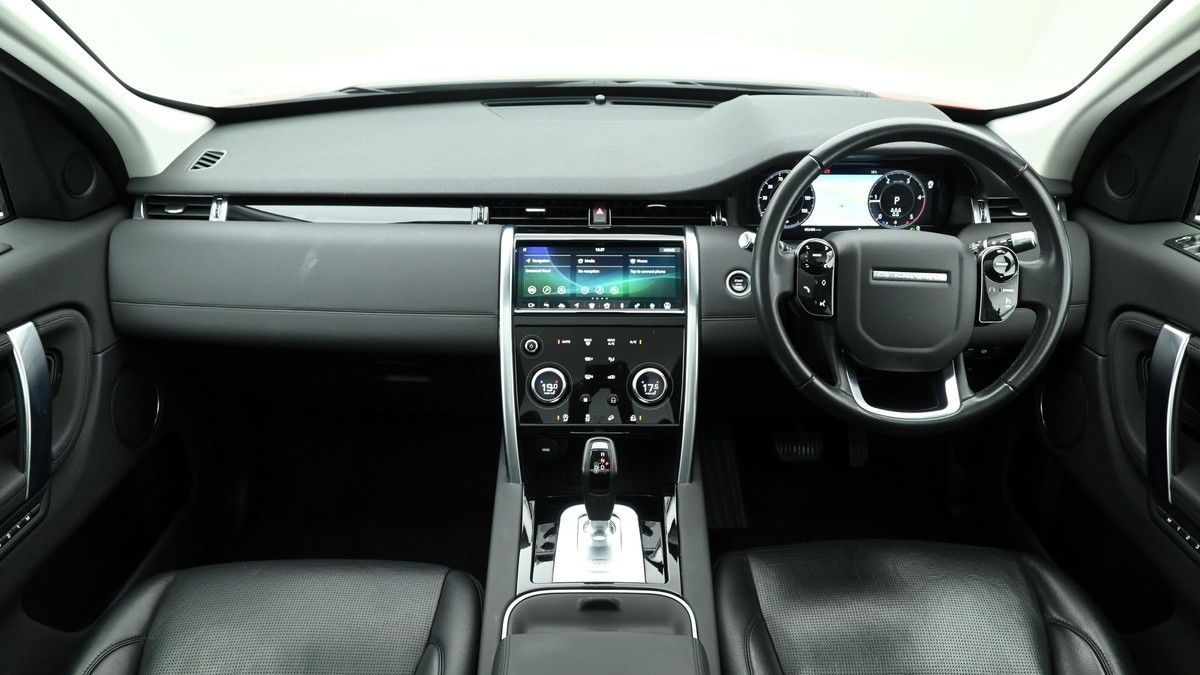 Land Rover Discovery Sport Image 14
