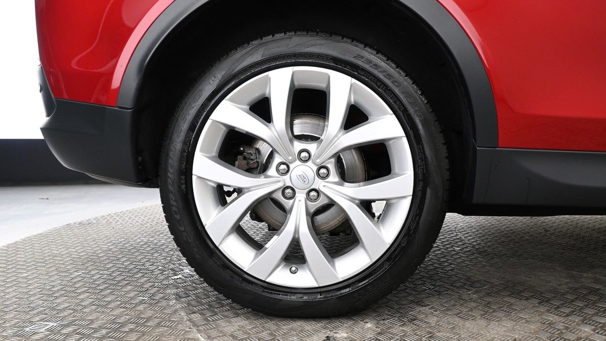 Land Rover Discovery Sport Image 9