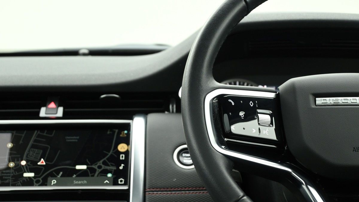 Land Rover Discovery Sport Image 15