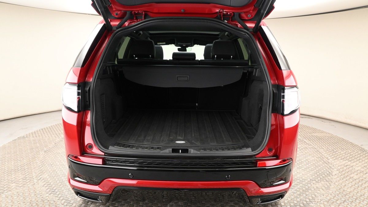 Land Rover Discovery Sport Image 10