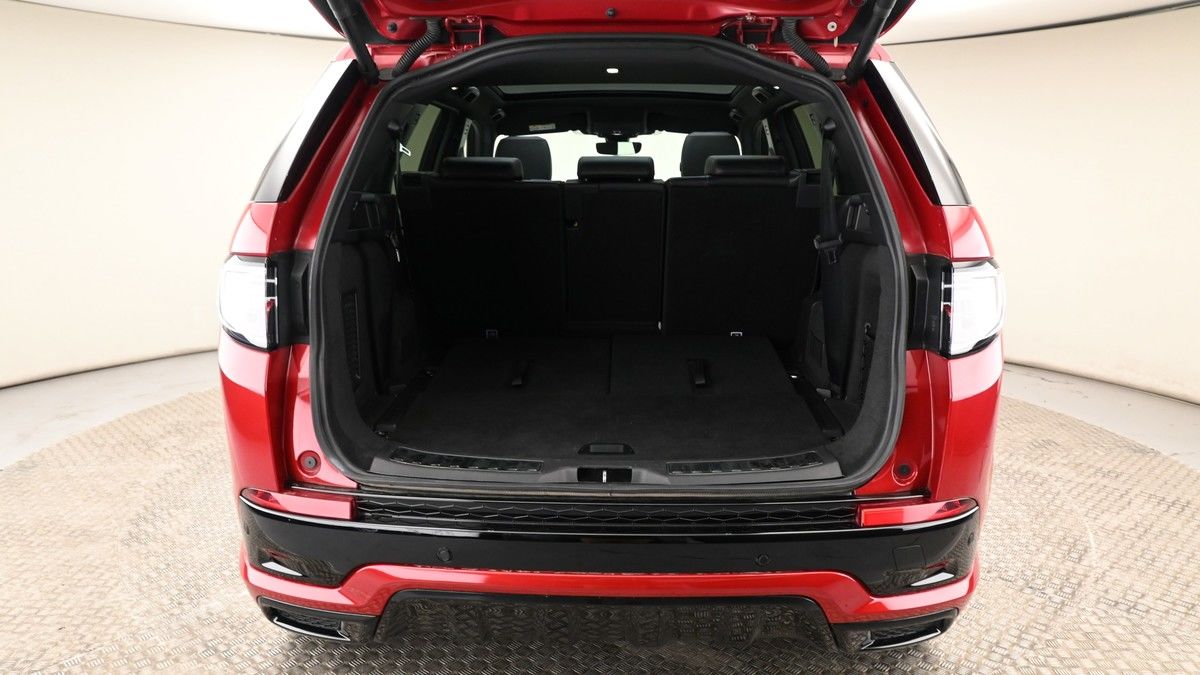 Land Rover Discovery Sport Image 10