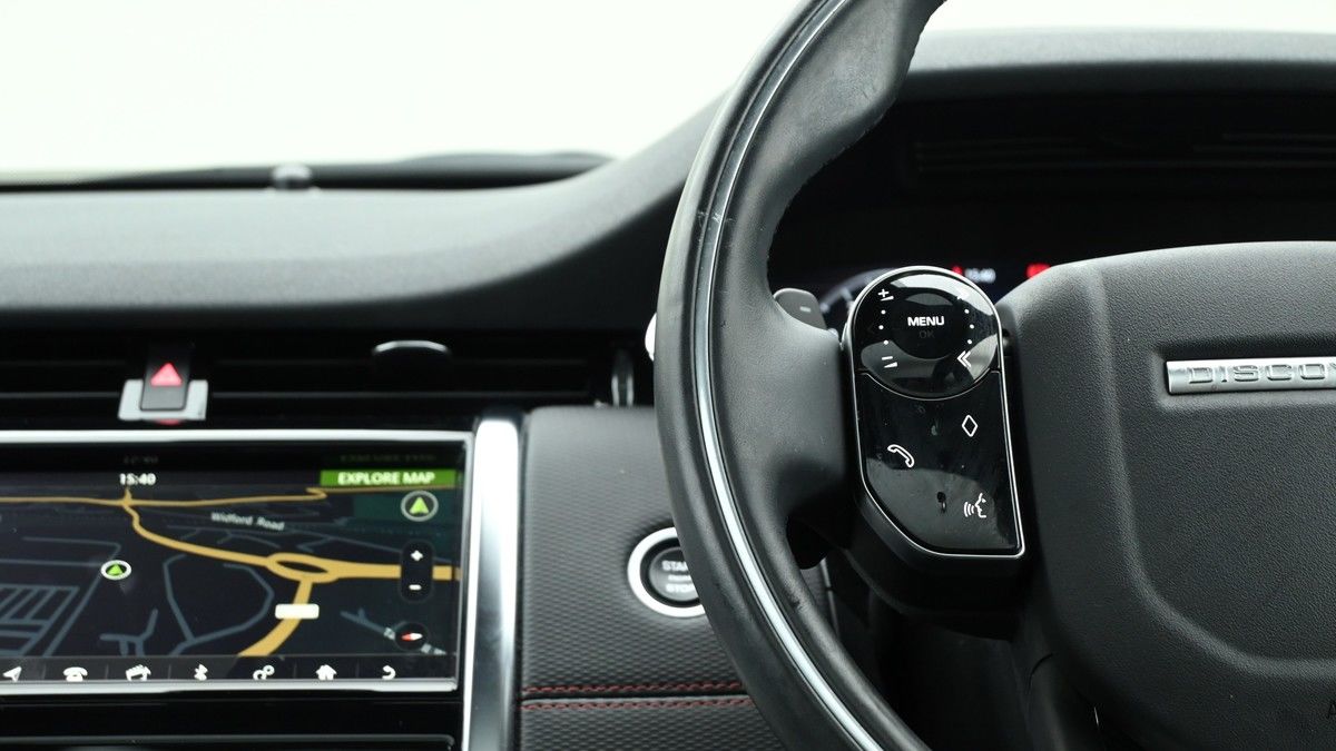 Land Rover Discovery Sport Image 15