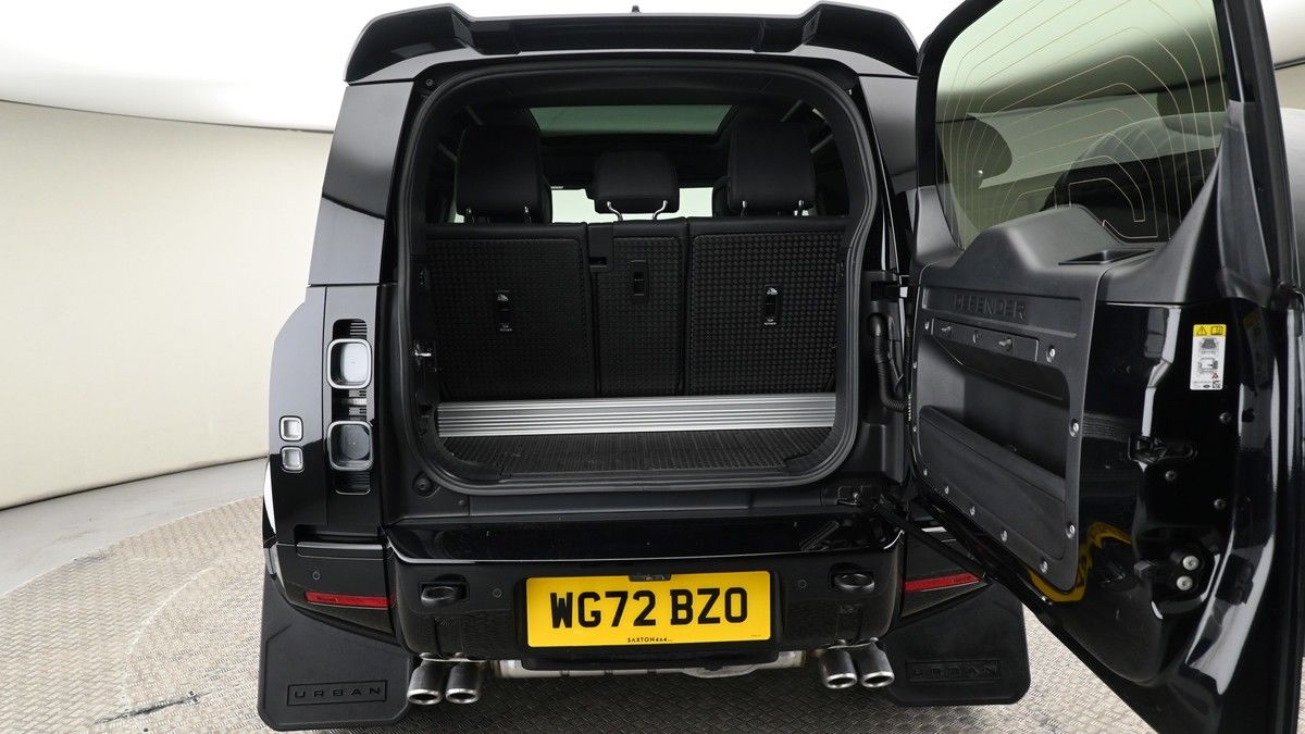 Land Rover Defender 90 Image 10