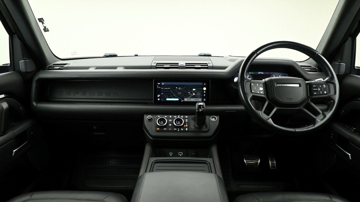 Land Rover Defender 90 Image 14