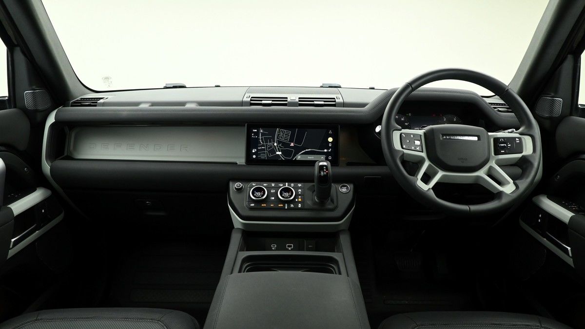 Land Rover Defender 90 Image 14