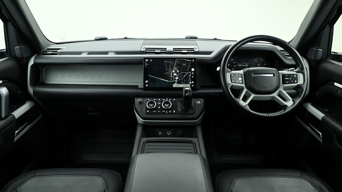 Land Rover Defender 90 Image 14