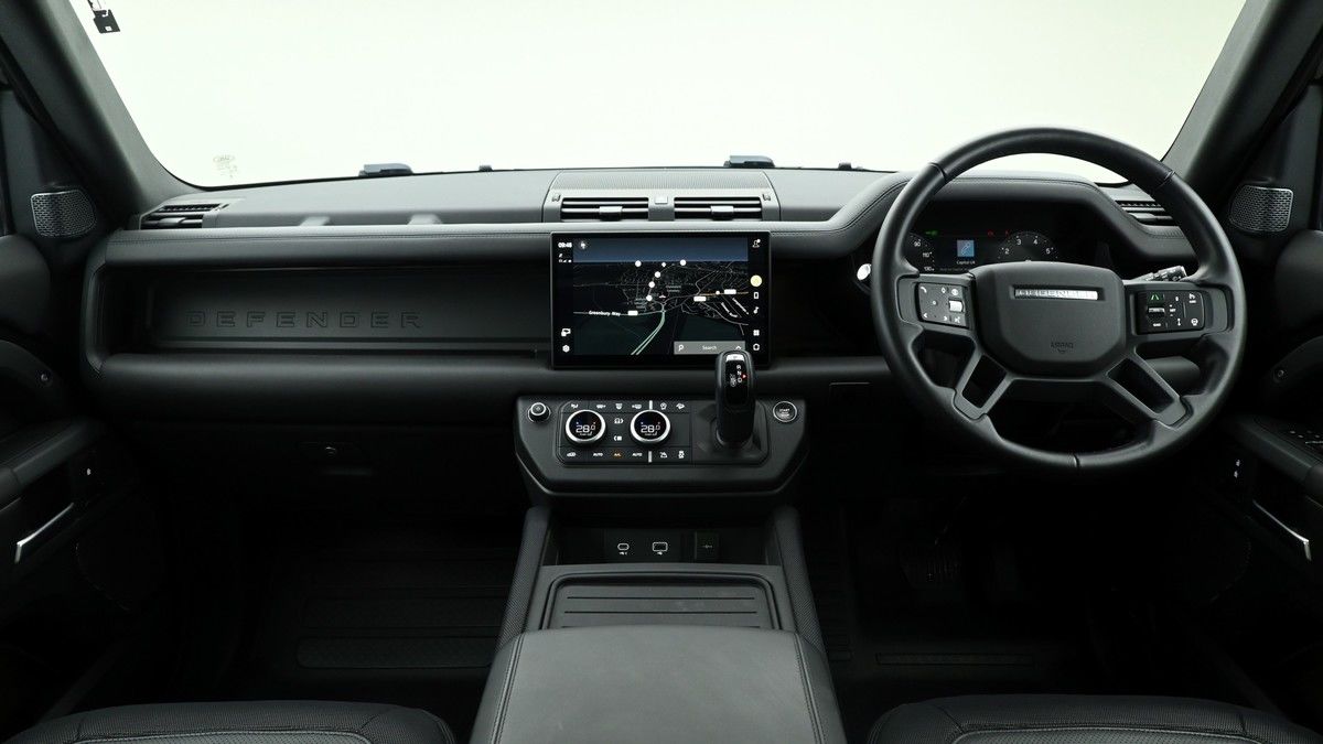 Land Rover Defender 90 Image 14