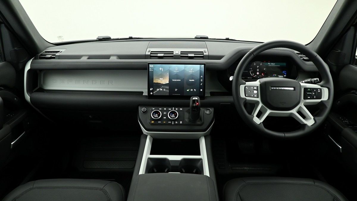 Land Rover Defender 110 Urban Image 14