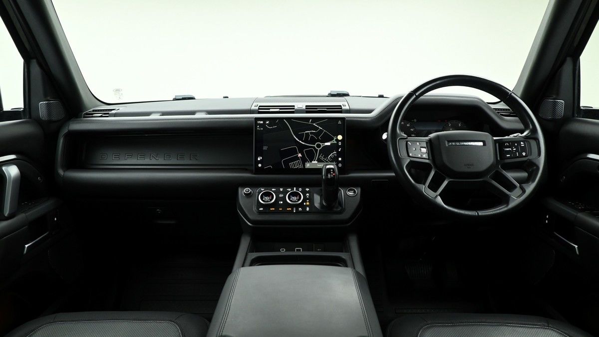 Land Rover Defender 110 Urban Image 14