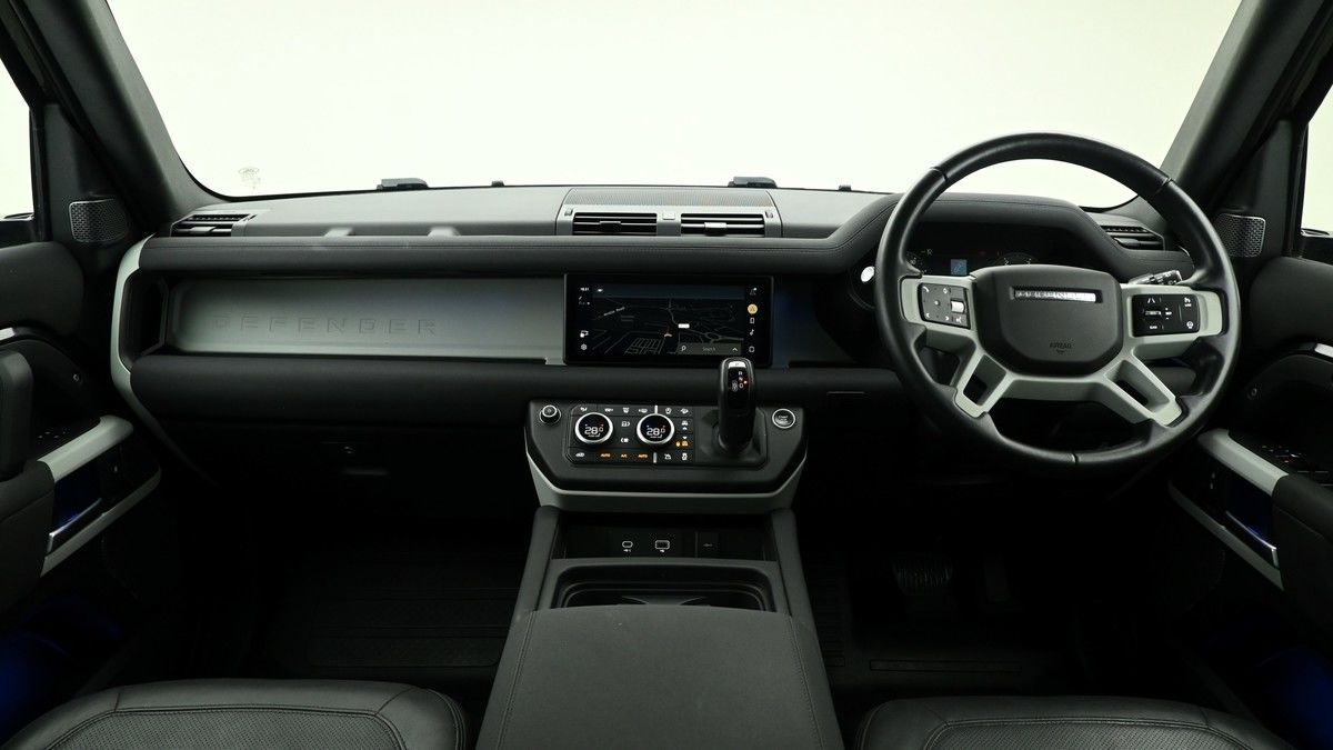 Land Rover Defender 110 Urban Image 14