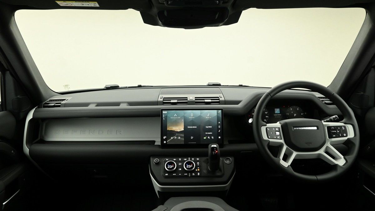 Land Rover Defender 90 Image 28