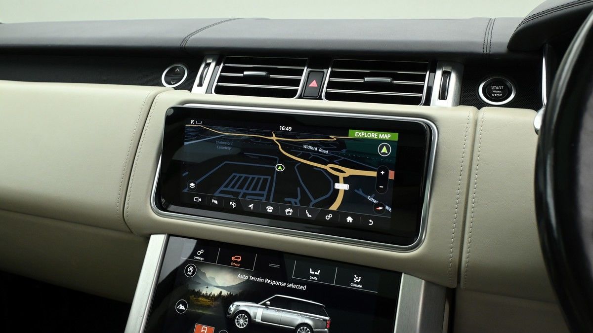 Land Rover Range Rover Image 11