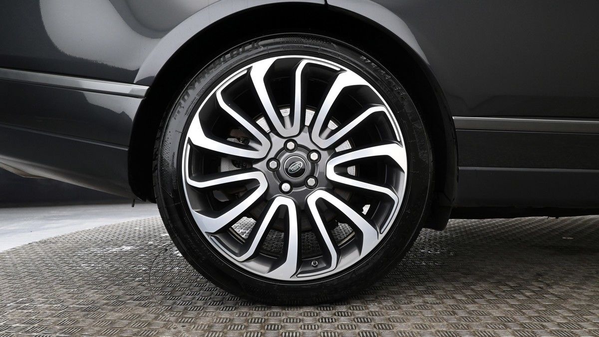 Land Rover Range Rover Image 9