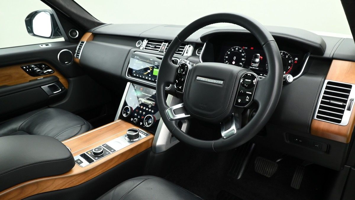 Land Rover Range Rover Image 3