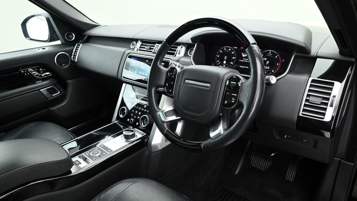 Land Rover Range Rover Image 3