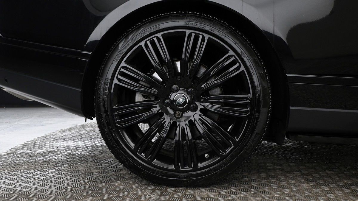 Land Rover Range Rover Image 9