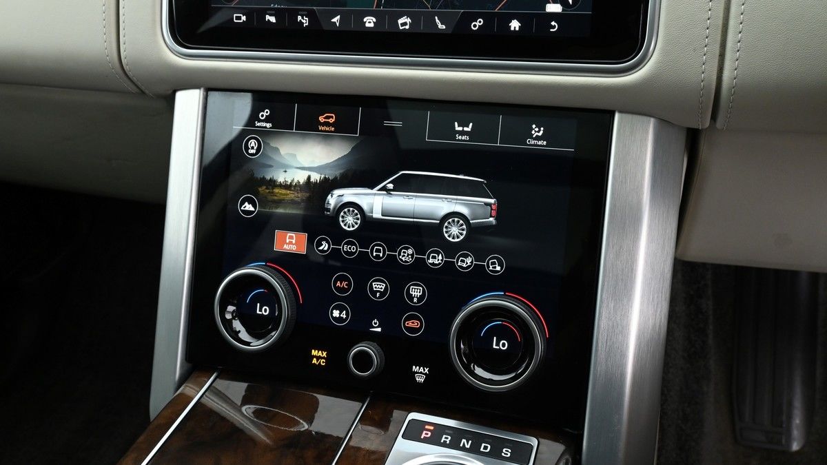 Land Rover Range Rover Image 12
