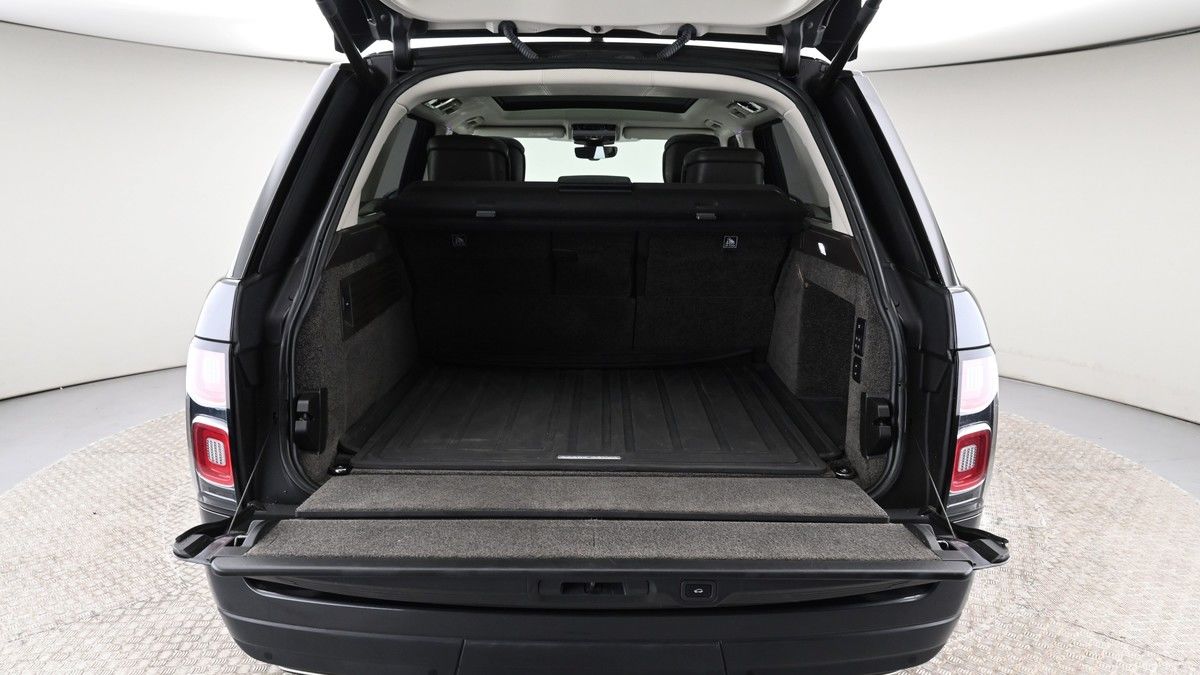 Land Rover Range Rover Image 10