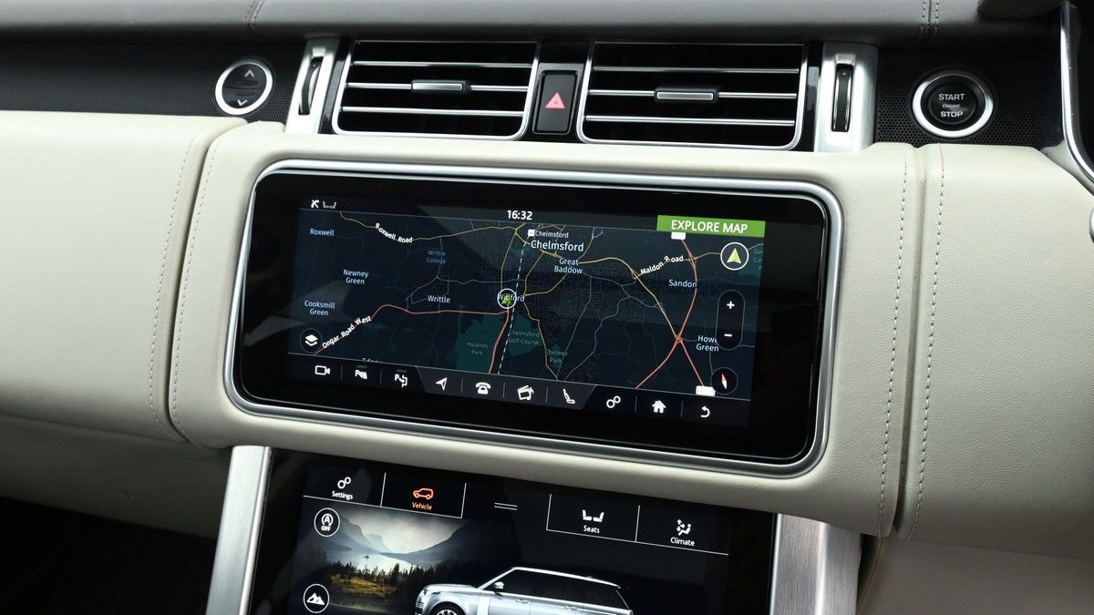 Land Rover Range Rover Image 11