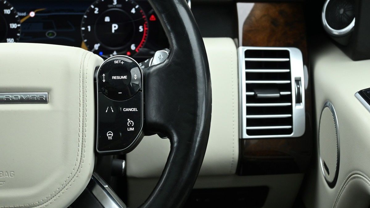 Land Rover Range Rover Image 16