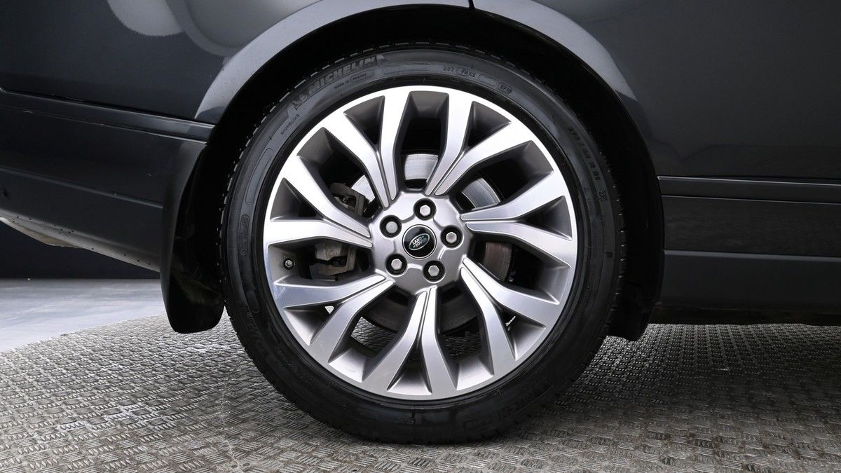 Land Rover Range Rover Image 9