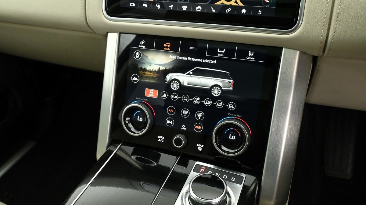 Land Rover Range Rover Image 12