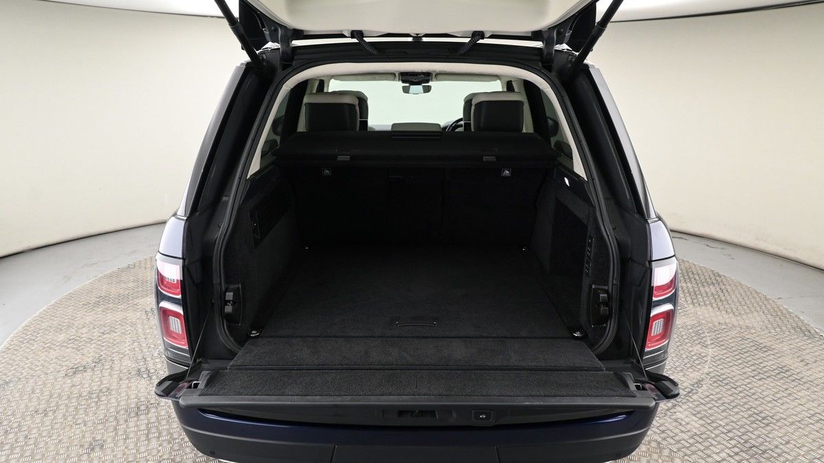 Land Rover Range Rover Image 10
