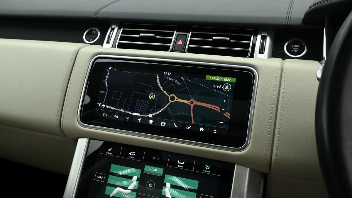 Land Rover Range Rover Image 11