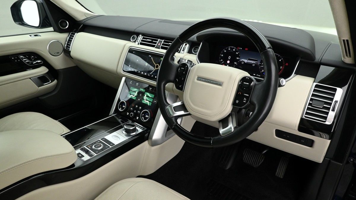 Land Rover Range Rover Image 3