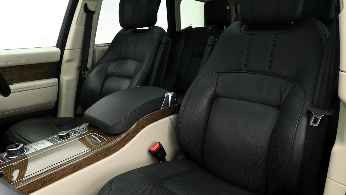 Land Rover Range Rover Image 4