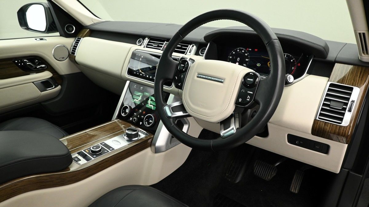 Land Rover Range Rover Image 3