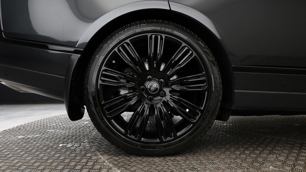 Land Rover Range Rover Image 9