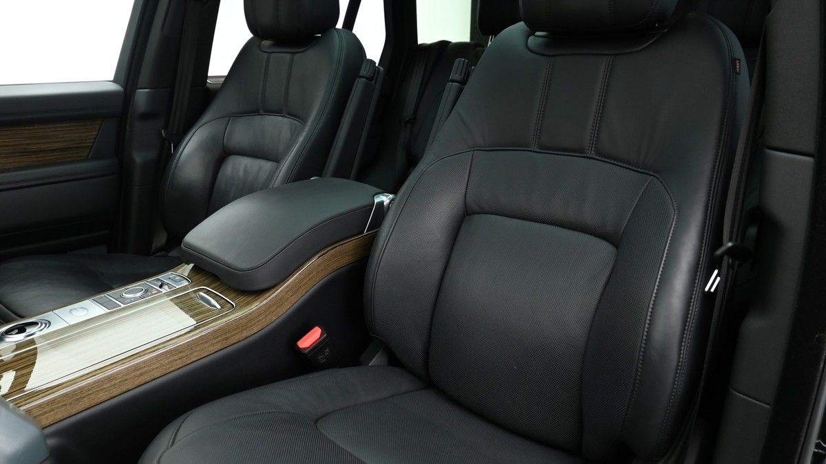 Land Rover Range Rover Image 4