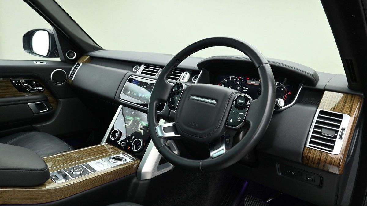 Land Rover Range Rover Image 3