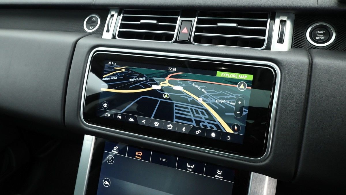 Land Rover Range Rover Image 11