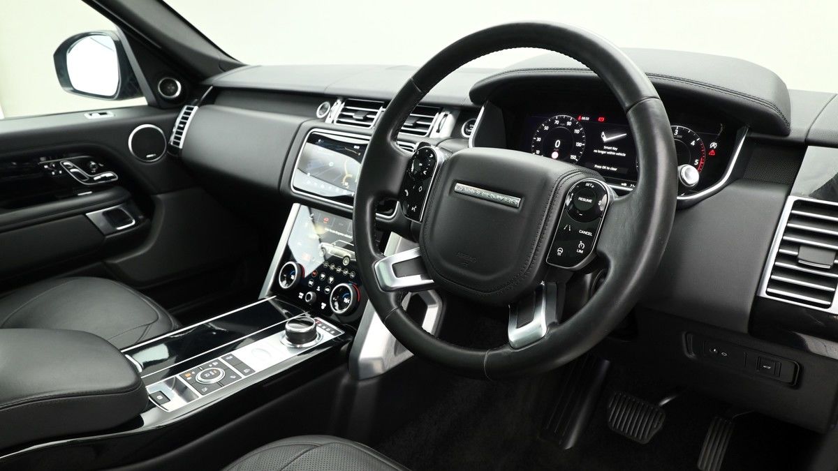 Land Rover Range Rover Image 3